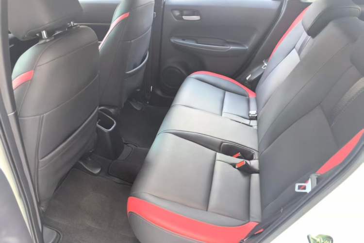 Used Honda Fit 2022 1.5L CVT Trendy Sunroof Edition Interior 3