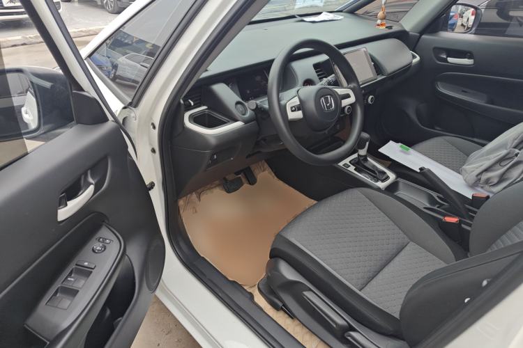 Used Honda Fit 2022 1.5L CVT Trendy Sunroof Edition Interior 3