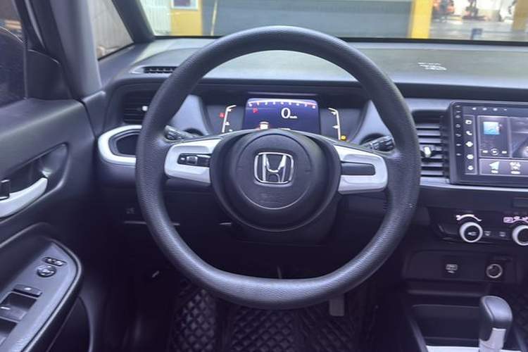 Used Honda Fit 2022 1.5L CVT Trendy Sunroof Edition Interior 3