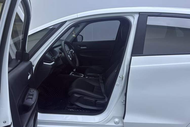 Used Honda Fit 2022 1.5L CVT Trendy Sunroof Edition Interior 4
