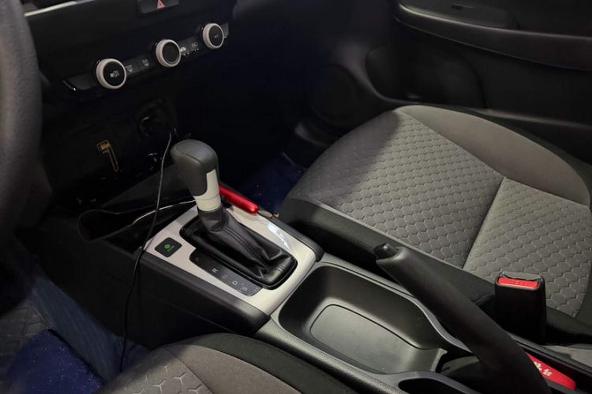 Used Honda Fit 2022 1.5L CVT Trendy Sunroof Edition Interior 4