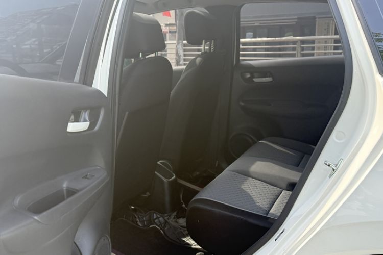 Used Honda Fit 2022 1.5L CVT Trendy Sunroof Edition Interior 4