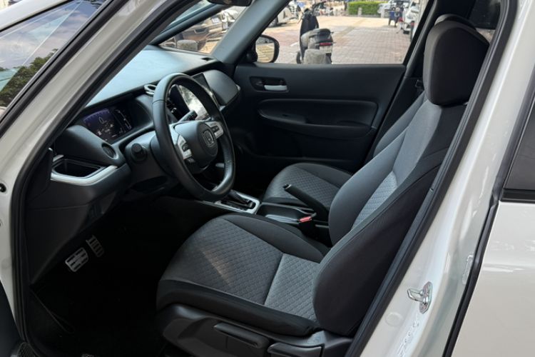 Used Honda Fit 2022 1.5L CVT Acura MUGEN Edition Interior 5
