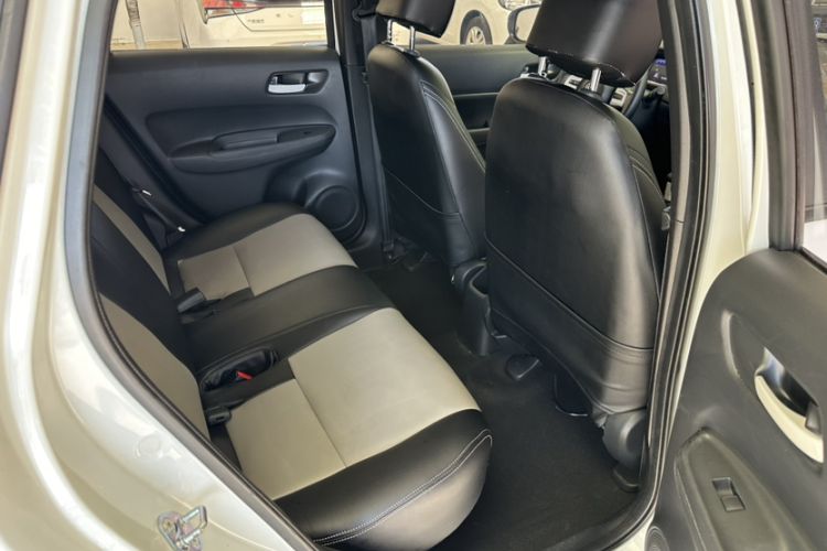 Used Honda Fit 2022 1.5L CVT Trendy Sunroof Edition Interior 7