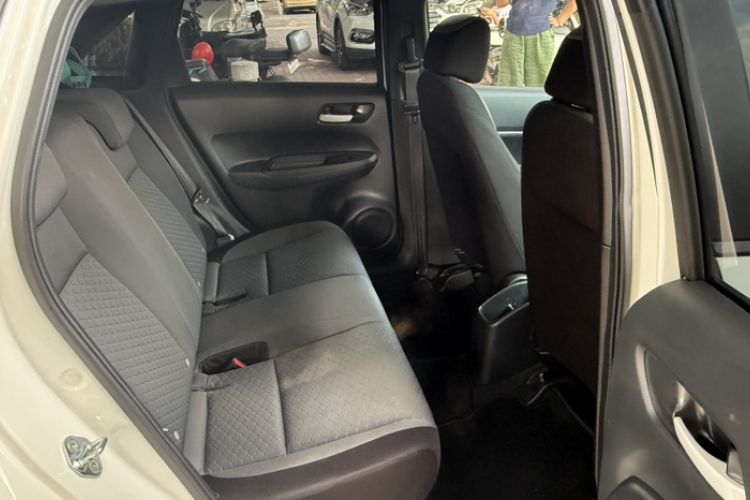 Used Honda Fit 2022 1.5L CVT Acura MUGEN Edition Interior 8