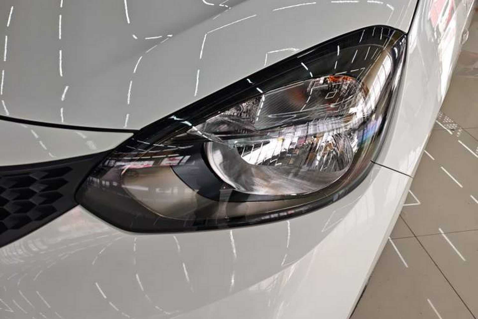 Used Honda Fit 2022 1.5L CVT Trendy Sunroof Edition Left Front Headlight