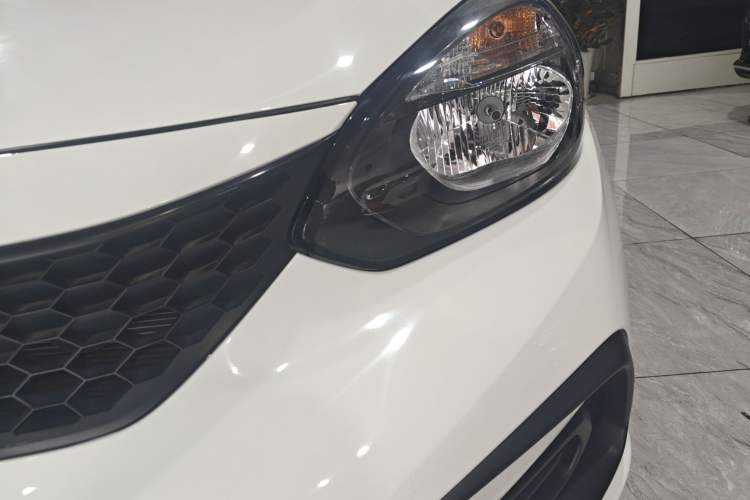 Used Honda Fit 2022 1.5L CVT Trendy Sunroof Edition Left Front Headlight
