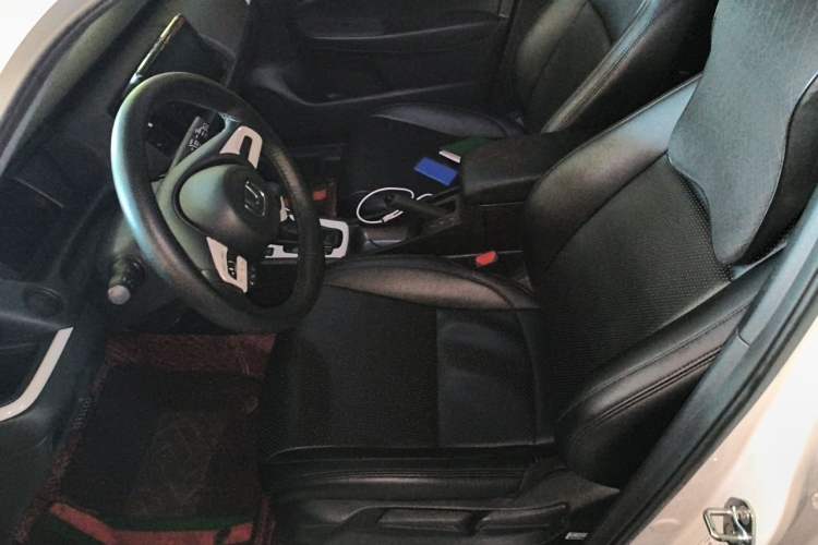 Used Honda Fit 2022 1.5L CVT Trendy Sunroof Edition Left Front Seat