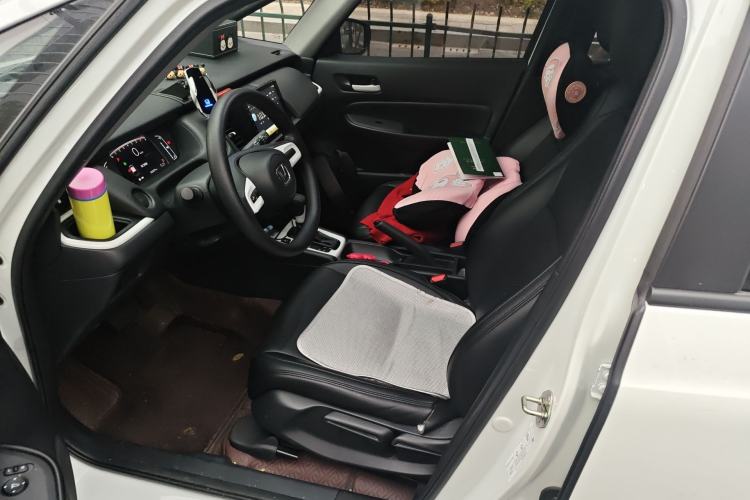 Used Honda Fit 2022 1.5L CVT Trendy Sunroof Edition Left Front Seat
