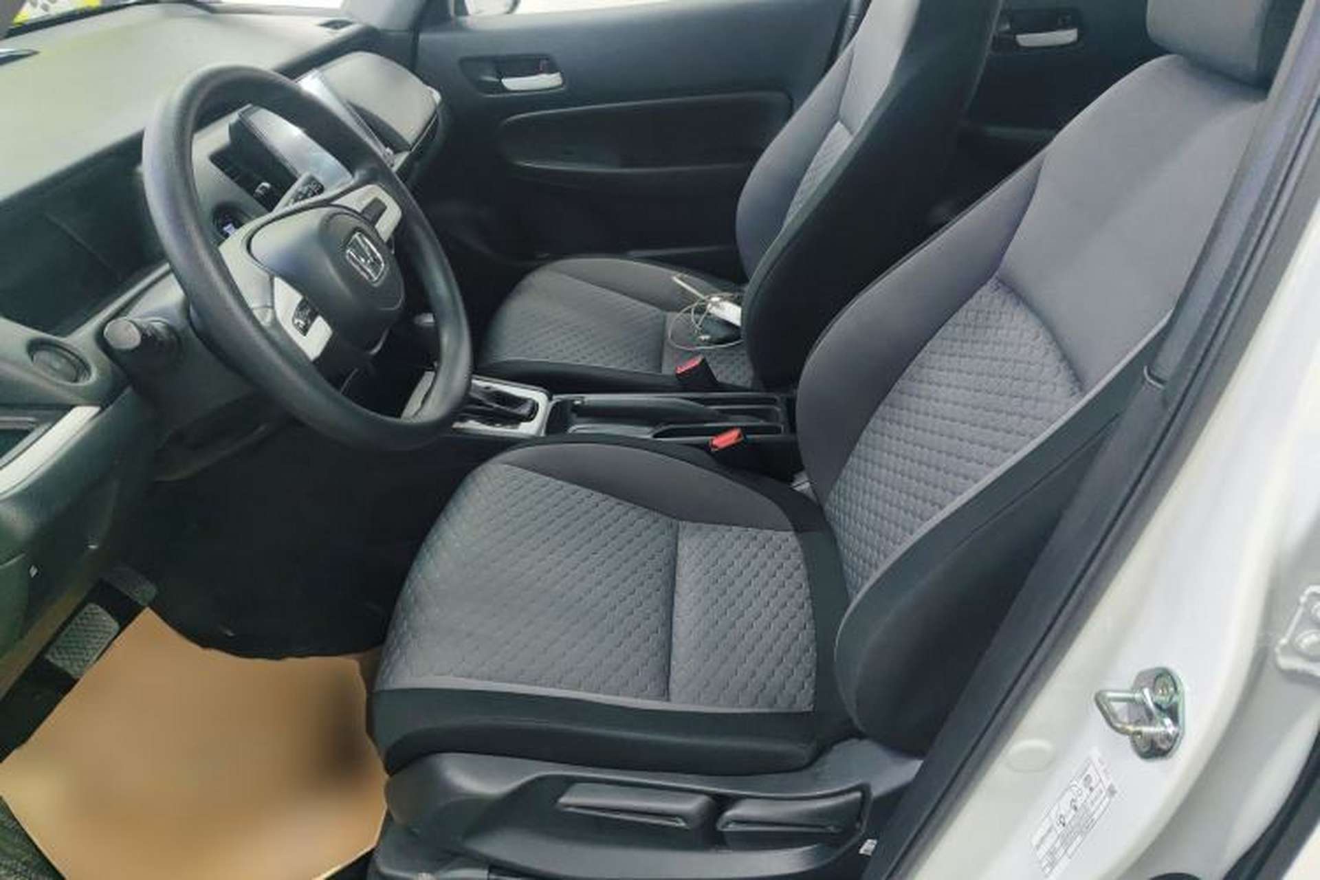 Used Honda Fit 2022 1.5L CVT Trendy Sunroof Edition Left Front Seat