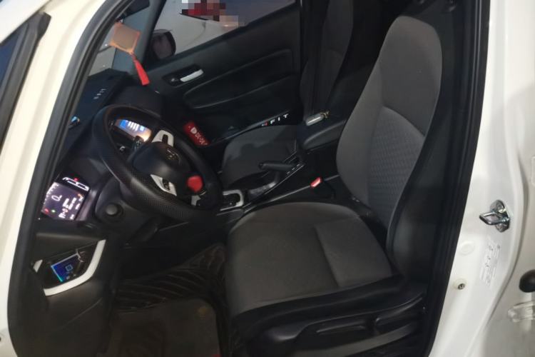 Used Honda Fit 2022 1.5L CVT Trendy Sunroof Edition Left Front Seat