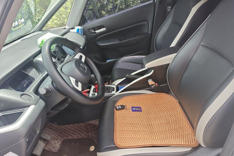 Used Honda Fit 2022 1.5L CVT Trendy Sunroof Edition Left Front Seat