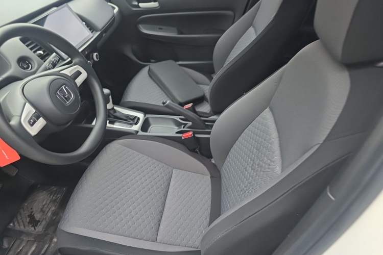 Used Honda Fit 2022 1.5L CVT Trendy Sunroof Edition Left Front Seat