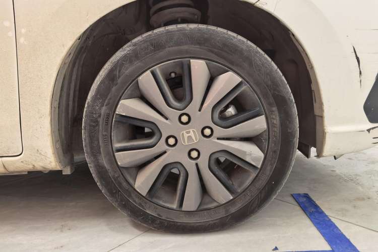 Used Honda Fit 2022 1.5L CVT Trendy Sunroof Edition Left Rear Wheel Hub