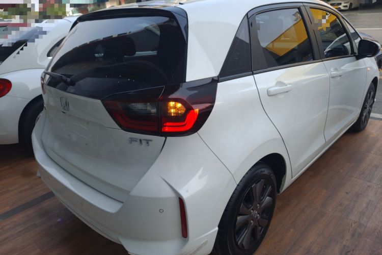 Used Honda Fit 2022 1.5L CVT Trendy Sunroof Edition Rear Right 45 Deg