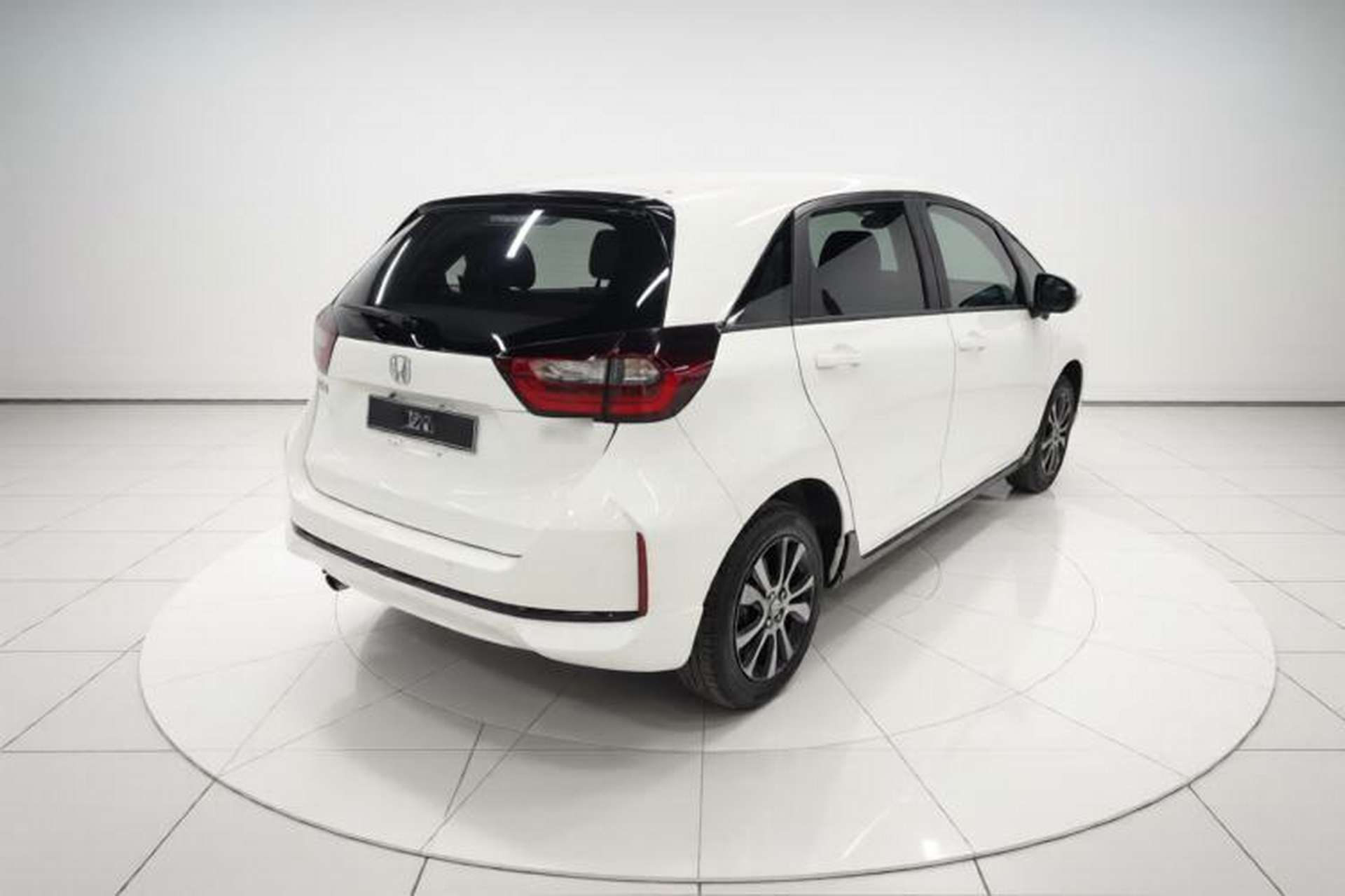 Used Honda Fit 2022 1.5L CVT Trendy Sunroof Edition Rear Right 45 Deg