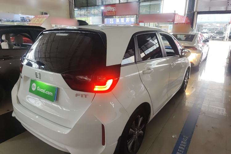 Used Honda Fit 2022 1.5L CVT Trendy Sunroof Edition Rear Right 45 Deg