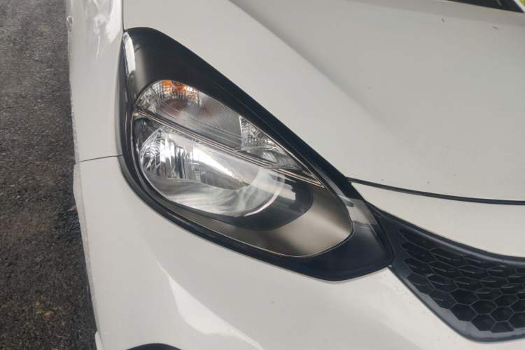Used Honda Fit 2022 1.5L CVT Trendy Sunroof Edition Right Front Headlight