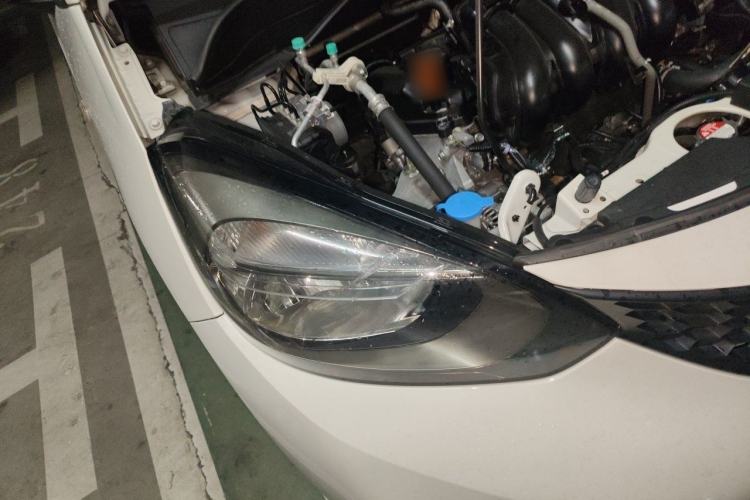 Used Honda Fit 2022 1.5L CVT Trendy Sunroof Edition Right Front Headlight
