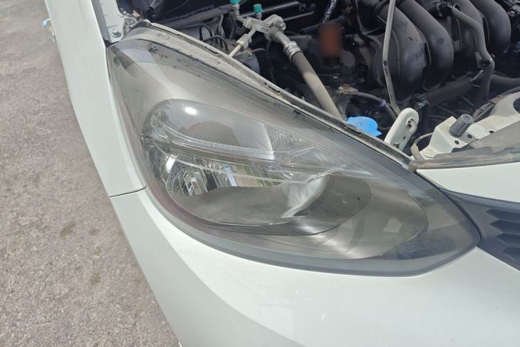 Used Honda Fit 2022 1.5L CVT Trendy Sunroof Edition Right Front Headlight
