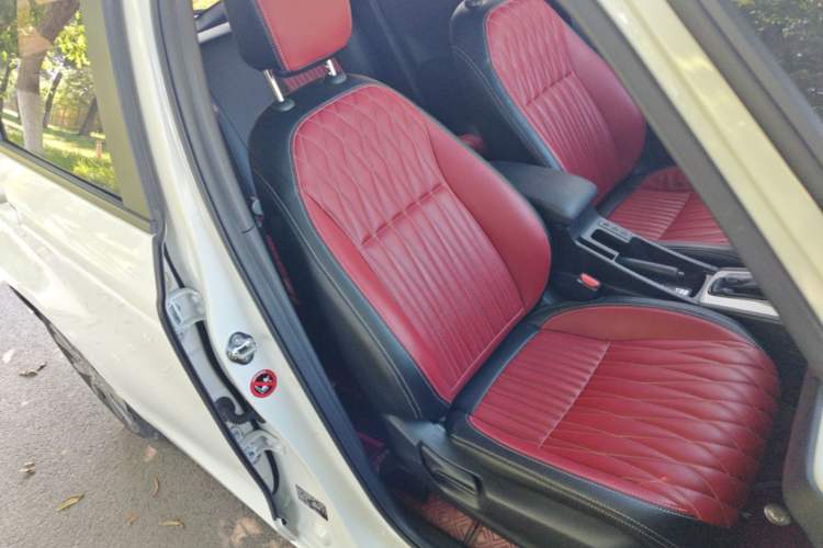 Used Honda Fit 2022 1.5L CVT Trendy Sunroof Edition Right Front Seat