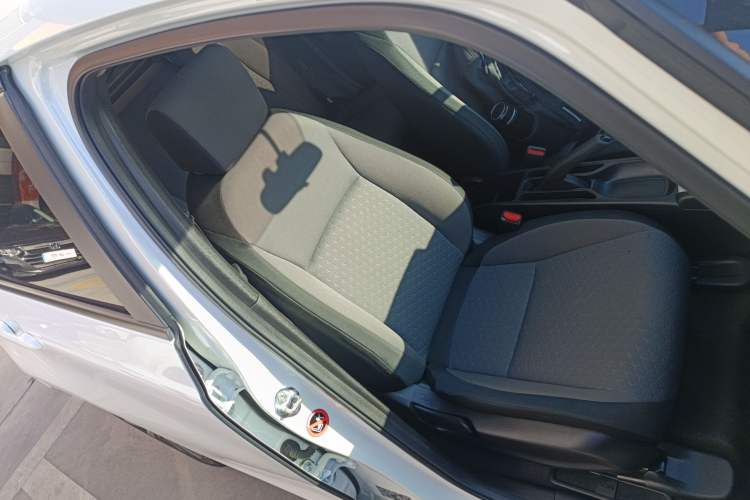 Used Honda Fit 2022 1.5L CVT Trendy Sunroof Edition Right Front Seat