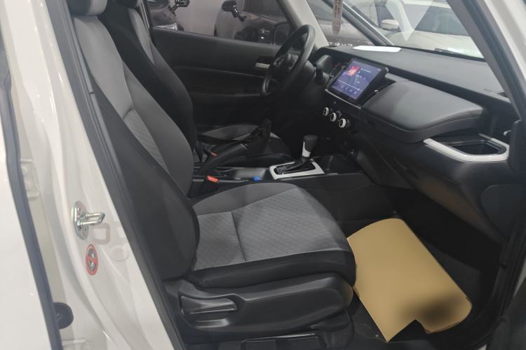 Used Honda Fit 2022 1.5L CVT Trendy Sunroof Edition Right Front Seat