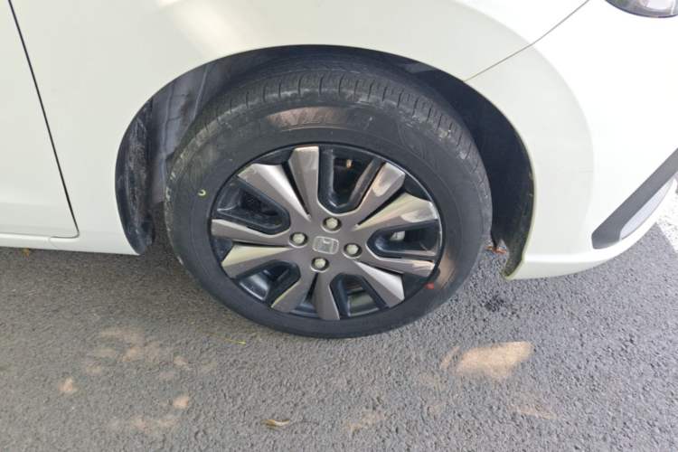 Used Honda Fit 2022 1.5L CVT Trendy Sunroof Edition Right Rear Wheel Hub