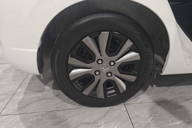 Used Honda Fit 2022 1.5L CVT Trendy Sunroof Edition Right Rear Wheel Hub