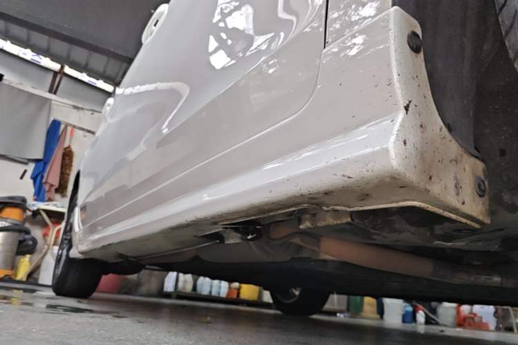 Used Honda Fit 2022 1.5L CVT Acura MUGEN Edition Right Side Sill