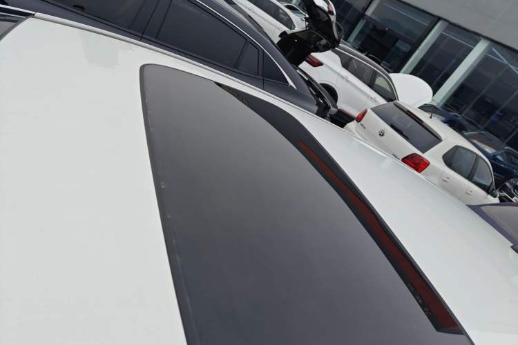 Used Honda Fit 2022 1.5L CVT Trendy Sunroof Edition Roof