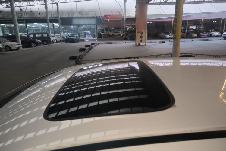 Used Honda Fit 2022 1.5L CVT Trendy Sunroof Edition Roof