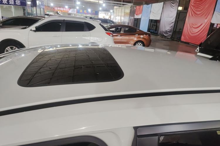 Used Honda Fit 2022 1.5L CVT Trendy Sunroof Edition Roof