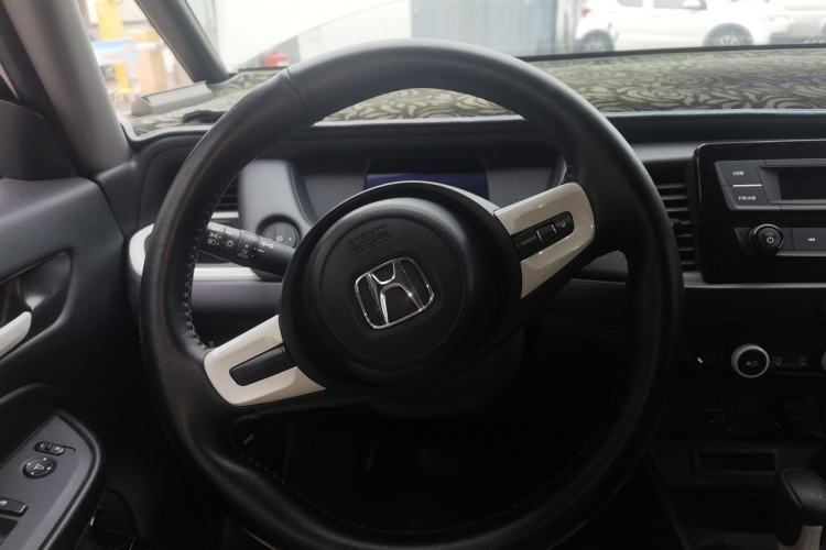 Used Honda Fit 2022 1.5L CVT Trendy Sunroof Edition Steering Wheel