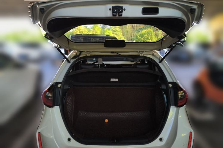 Used Honda Fit 2022 1.5L CVT Trendy Sunroof Edition Trunk