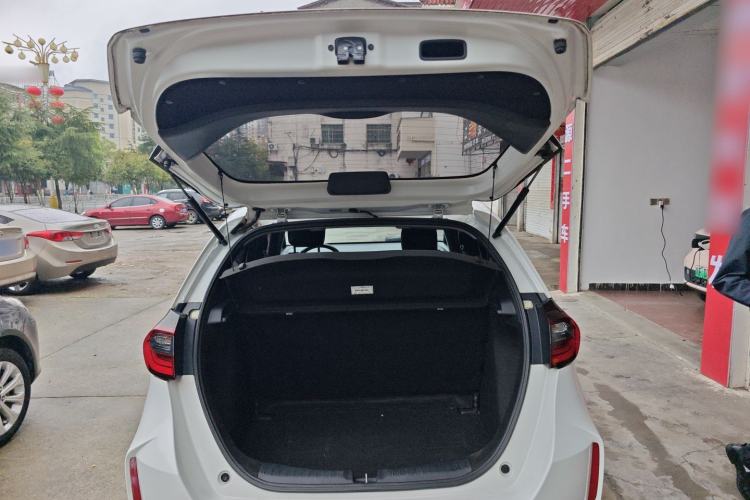 Used Honda Fit 2022 1.5L CVT Trendy Sunroof Edition Trunk