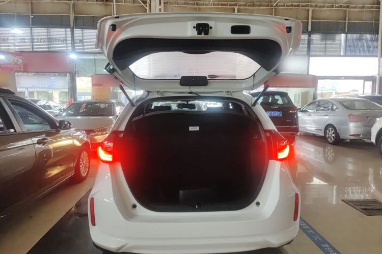 Used Honda Fit 2022 1.5L CVT Trendy Sunroof Edition Trunk