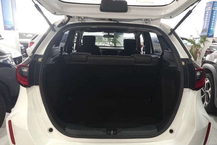 Used Honda Fit 2022 1.5L CVT Trendy Sunroof Edition Trunk