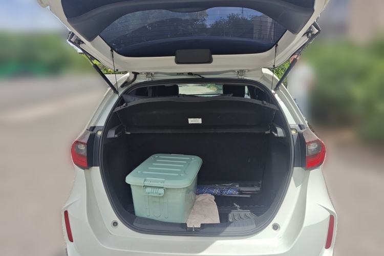 Used Honda Fit 2022 1.5L CVT Trendy Sunroof Edition Trunk