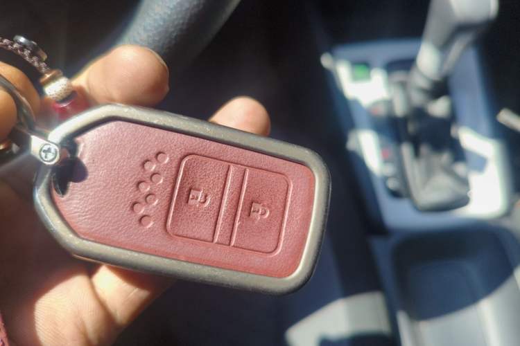 Used Honda Fit 2022 1.5L CVT Trendy Sunroof Edition Vehicle Key