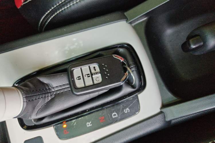Used Honda Fit 2022 1.5L CVT Trendy Sunroof Edition Vehicle Key
