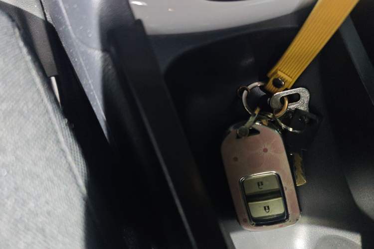 Used Honda Fit 2022 1.5L CVT Trendy Sunroof Edition Vehicle Key