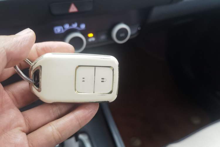 Used Honda Fit 2022 1.5L CVT Trendy Sunroof Edition Vehicle Key