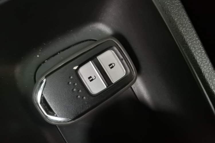 Used Honda Fit 2022 1.5L CVT Trendy Sunroof Edition Vehicle Key