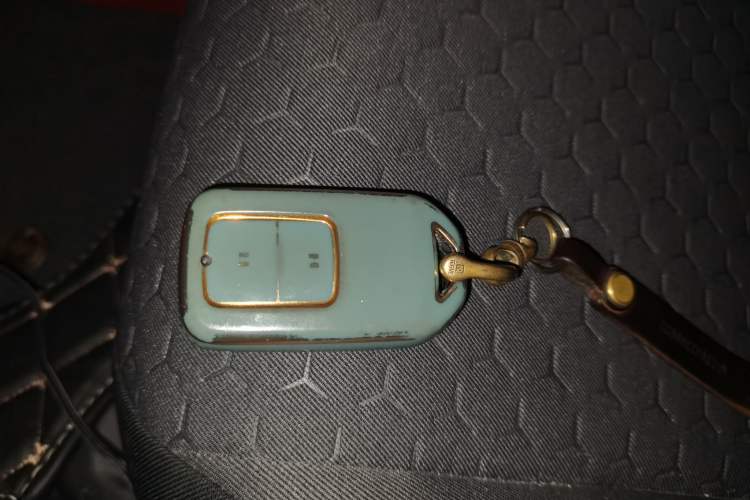 Used Honda Fit 2022 1.5L CVT Trendy Sunroof Edition Vehicle Key