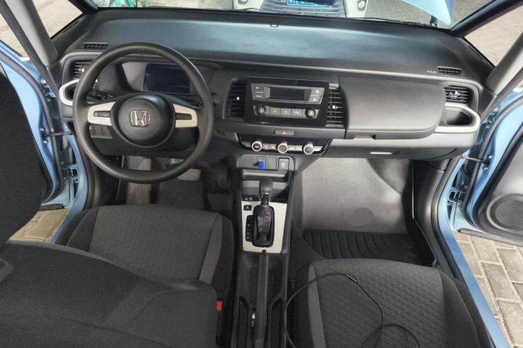 Used Honda Fit 2023 1.5L CVT Trend Edition Center Console