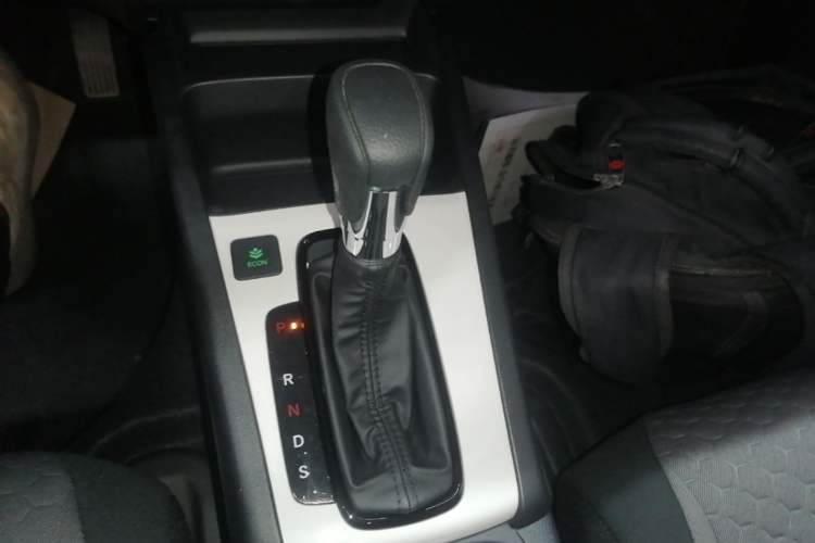 Used Honda Fit 2023 1.5L CVT Trend Edition Gear Lever