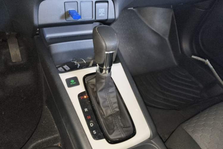 Used Honda Fit 2023 1.5L CVT Trend Edition Gear Lever
