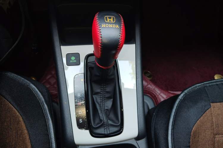 Used Honda Fit 2023 1.5L CVT Trend Edition Gear Lever
