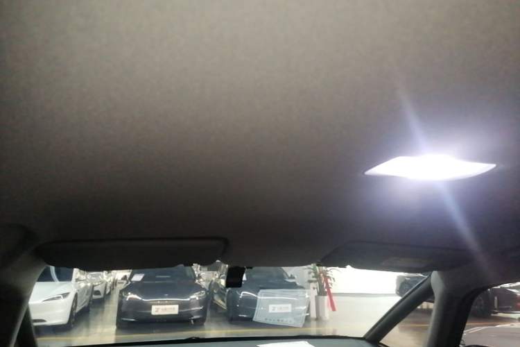Used Honda Fit 2023 1.5L CVT Trend Edition Headliner